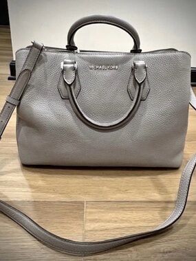 Michael Kors Pebbled Leather Satchel (Savannah/Sutton Style) Crossbody/Dustbag